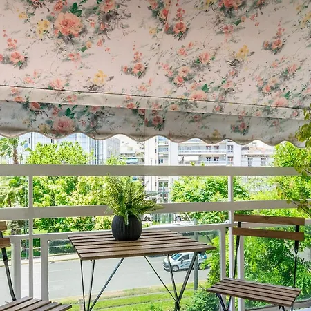Apartment 2br In The Heart Of Athens